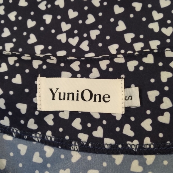 YuniOne all over heart print short sleeve top - Picture 3 of 5